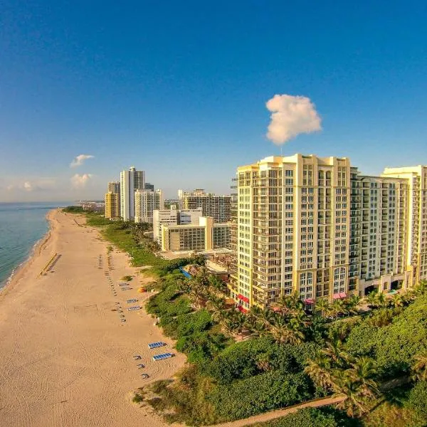 Oceanfront Palm Beach Resort & Spa Singer Island, хотел в Juno Ridge