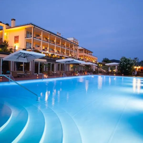 Hotel Boffenigo - The Golden Hour – hotel w mieście Costermano