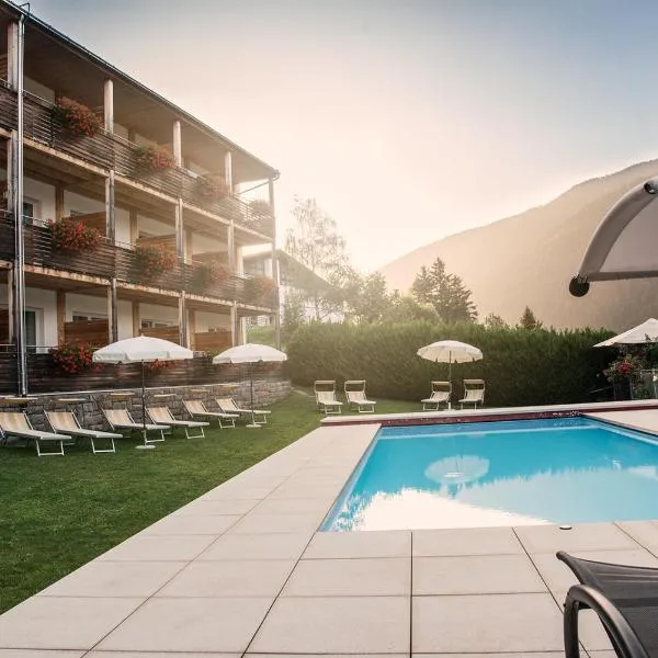 Kreativ Hotel Landhaus Schweigl, hotel v destinácii Ultimo