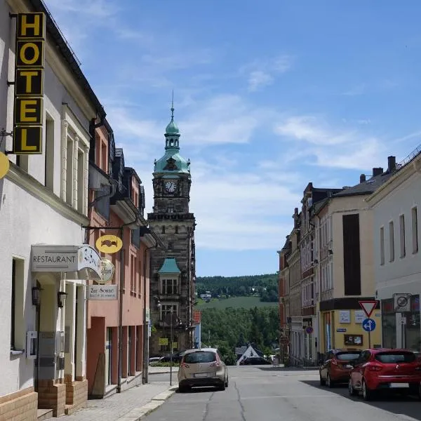 Hotel Zur Sonne, hotel v destinaci Falkenstein