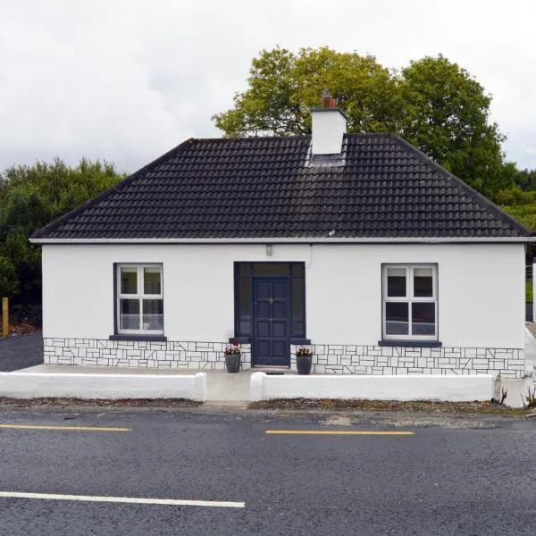 Ash Tree Cottage, hótel í Belmullet