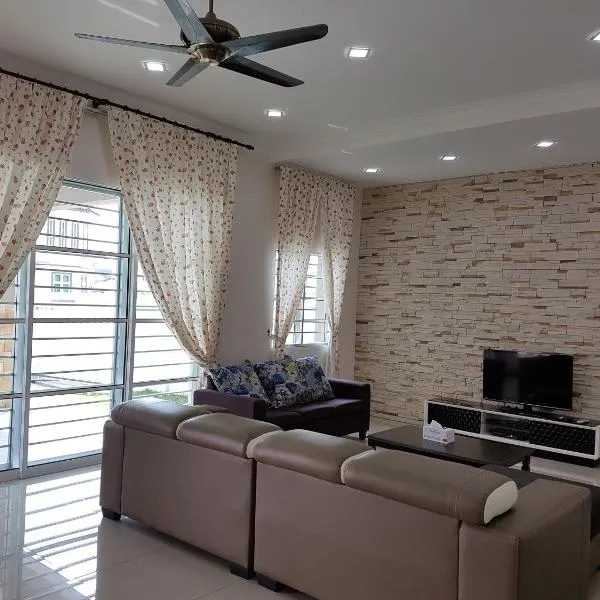 Sitiawan Homestay Entire Semi D home โรงแรมในซีเตียวัน