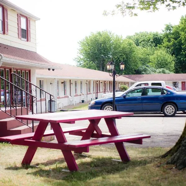 Steelhead Inn, hotel in Erie