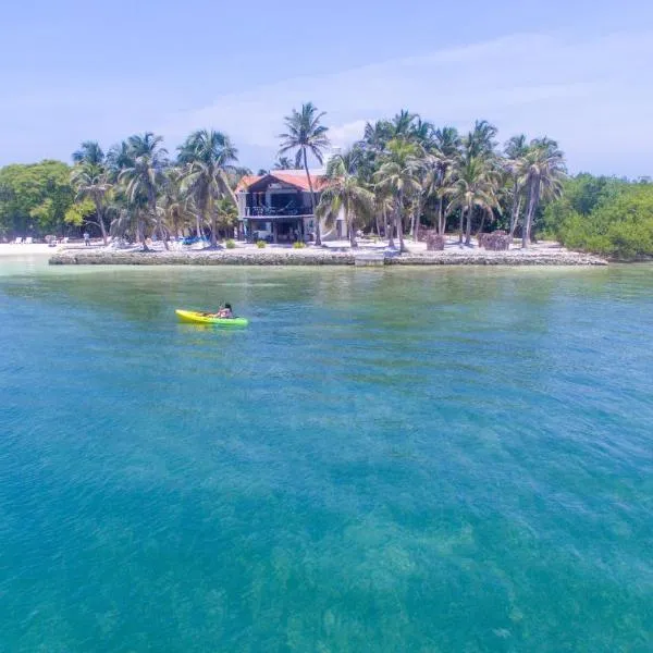 Cabana SalSiPuedes, hotel in Tintipan Island
