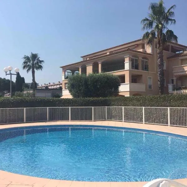 Boléro, hotel in Carqueiranne