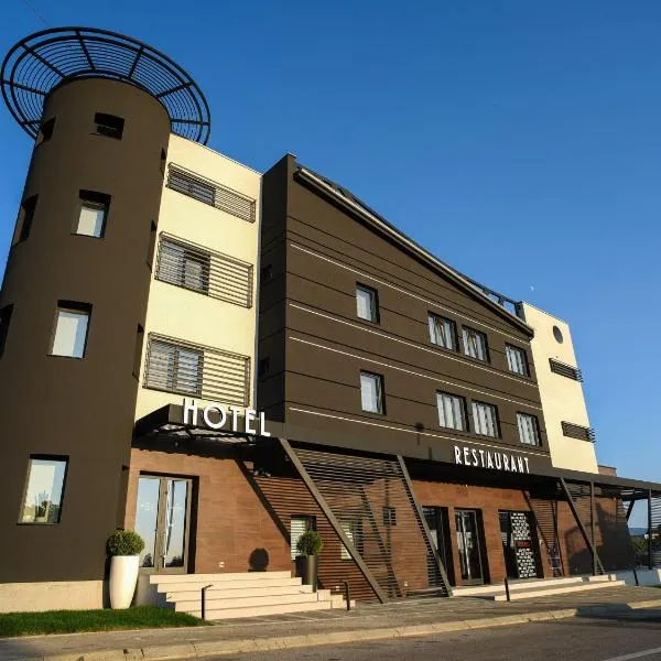 Hotel Ideo Lux, hotelli kohteessa Niš