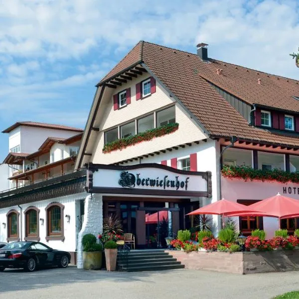 Schwarzwaldhotel Oberwiesenhof, hotel in Simmersfeld