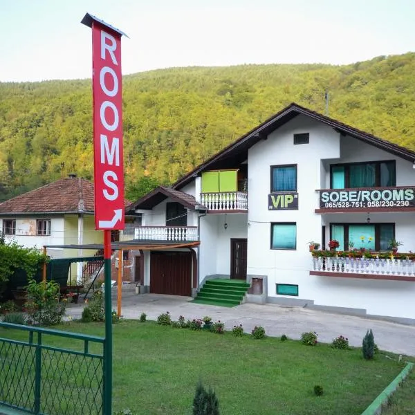 VIP Rooms Foča, Accommodation Foca, Foca Rooms: Foča şehrinde bir otel