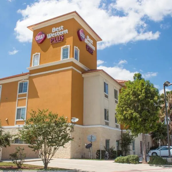 Best Western Plus San Antonio East Inn & Suites, hotel v destinaci La Vernia