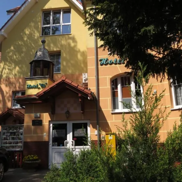 Hotel Cis, hotel v mestu Świnoujście