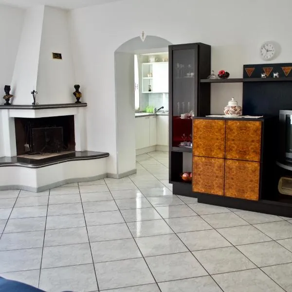 Ca' del Monte – hotel w mieście Roncofreddo