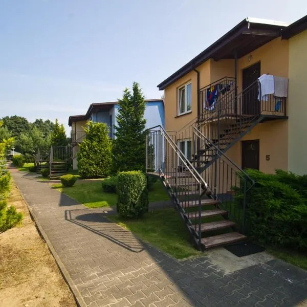 Ośrodek Delfin, hotel in Dąbki