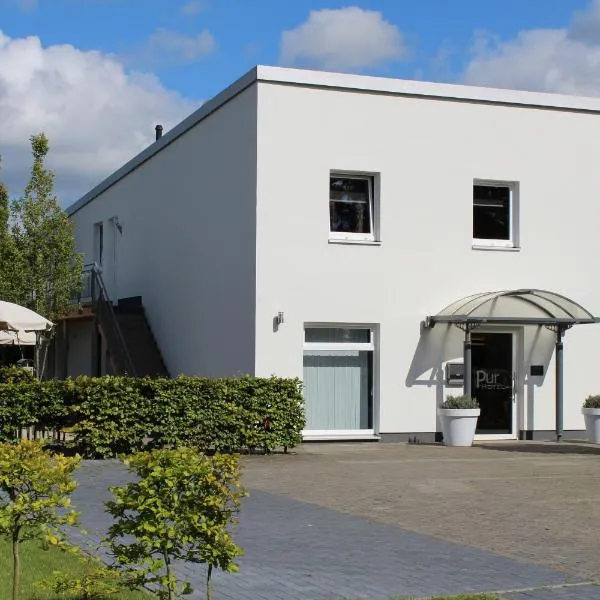 Pur Hotel, hotel v destinaci Emlichheim