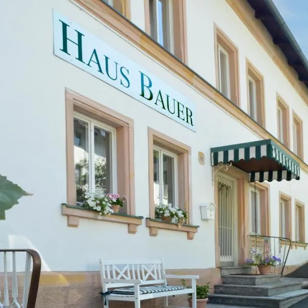 Hotel Haus Bauer, хотел в Бад Бернек им Фихтелгебирге