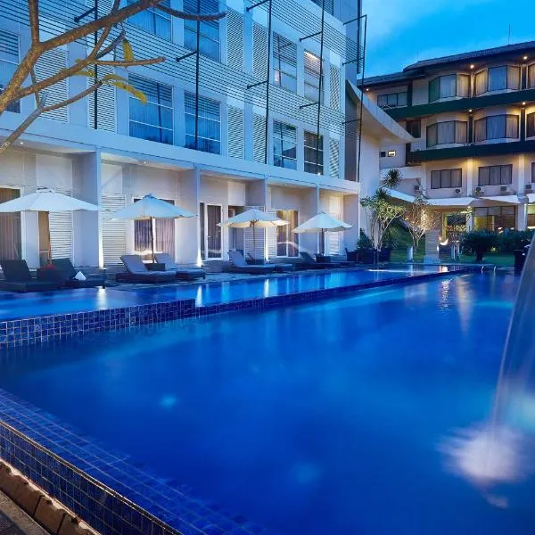 Grand Kecubung Hotel, отель в городе Пангкалан Бун
