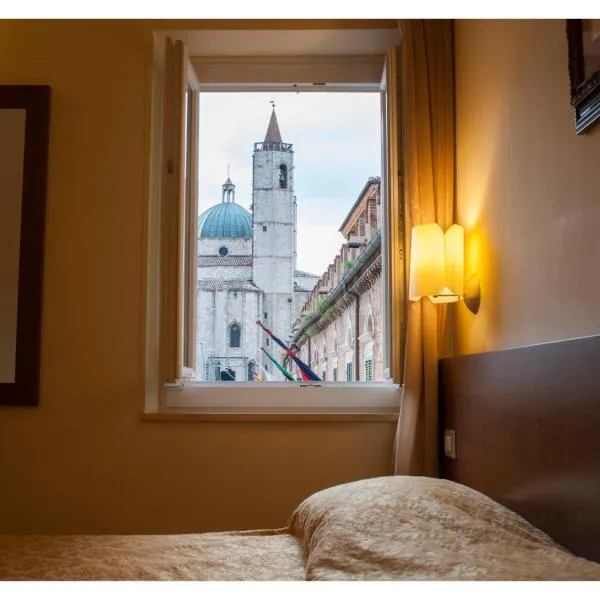 Residenza dei Capitani, hotel v destinaci Ascoli Piceno