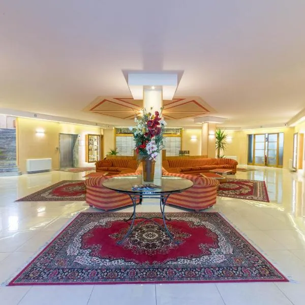 Hotel La Ruota, hotel v destinaci Pianfei
