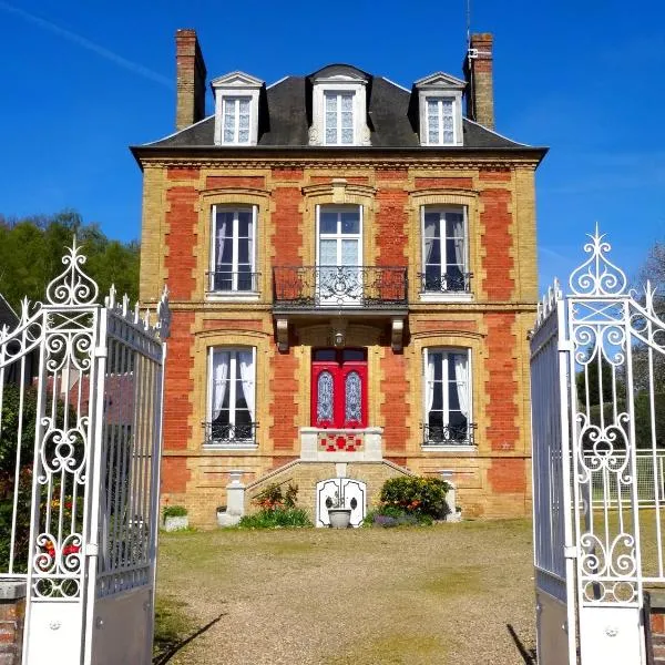 L'Ajoussienne, hotell i Breteuil-sur-Iton