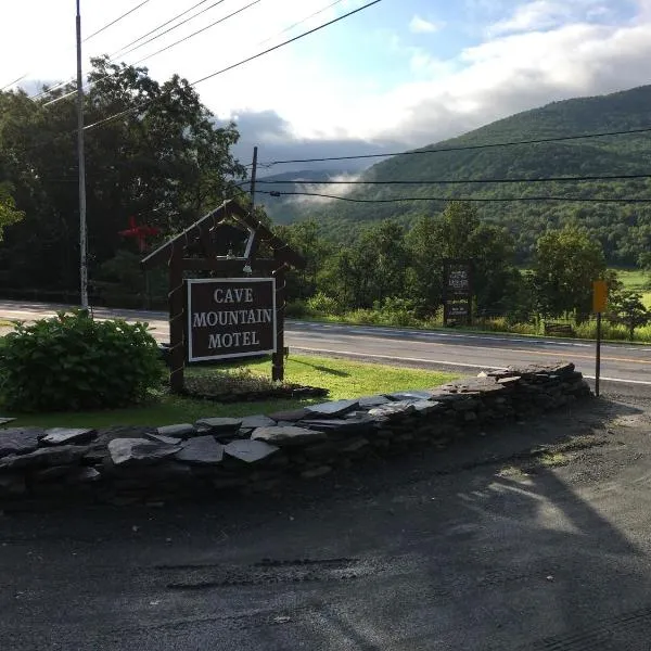 Cave Mountain Motel, hotel din Windham