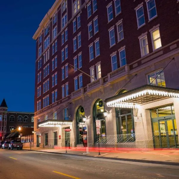 Hotel Julien Dubuque, hotel di Dubuque