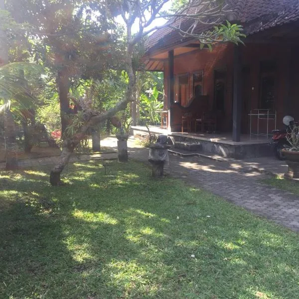 Batan Duren House, отель в Убуде