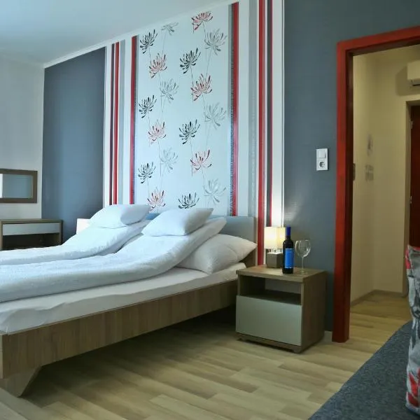 Sugó Panzió – hotel w mieście Baja