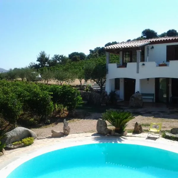 Agriturismo B&B Domo De Resteblas, hotel v destinaci Berchidda
