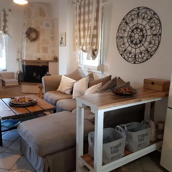Cozy Cliff House, hotel v destinaci Nea Potidaea
