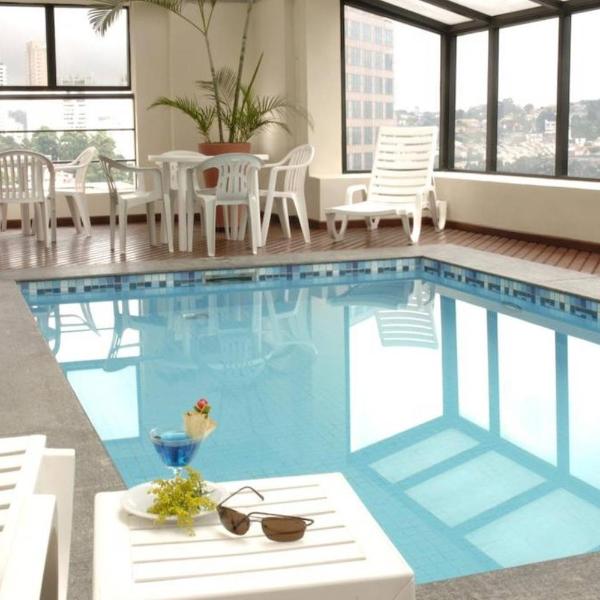 Flat Próximo WTC, Piscina e Garagem, Check-in 24h