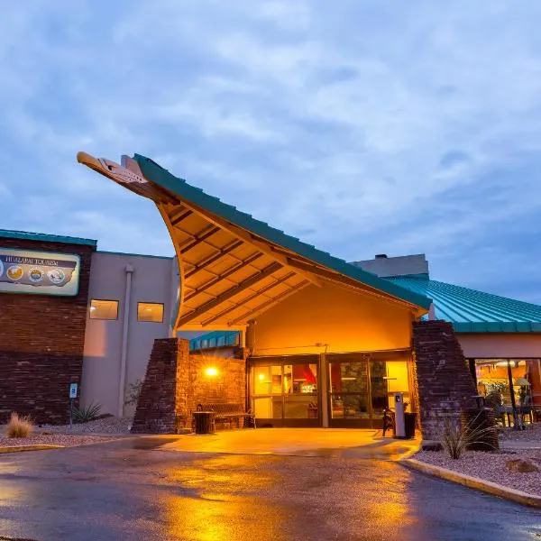 Hualapai Lodge, hotel in Peach Springs