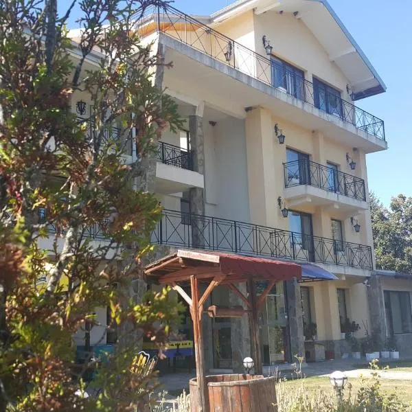 Hotel Via Trayana, hotel in Chiflik