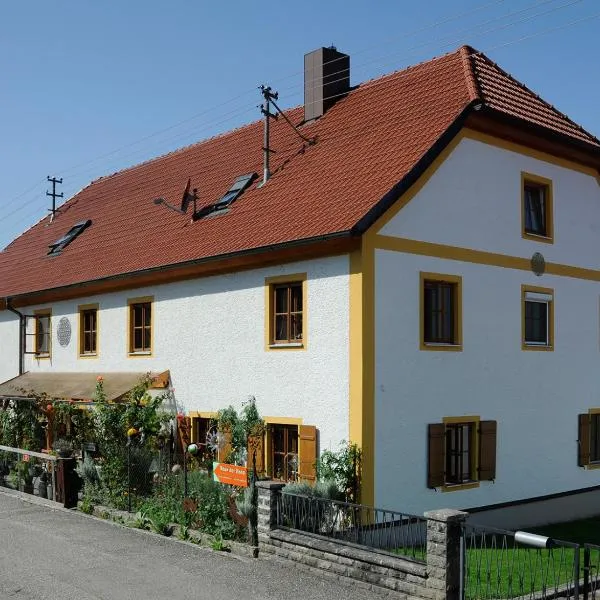 Haus der Sinne, hotel v destinaci Obernberg am Inn