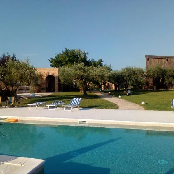 agriturismo Piccolo Albero – hotel w mieście Loreto Aprutino