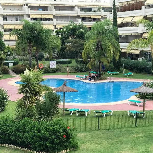 Apartament Guadalmina, ξενοδοχείο στη Μαρμπέλλα