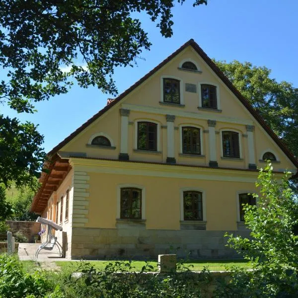 Bělský Dvůr, hotel in Machov