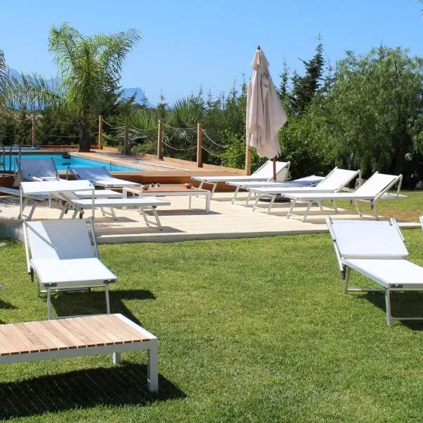 Isola del sole, Appartamenti con piscina, hotel em Balestrate