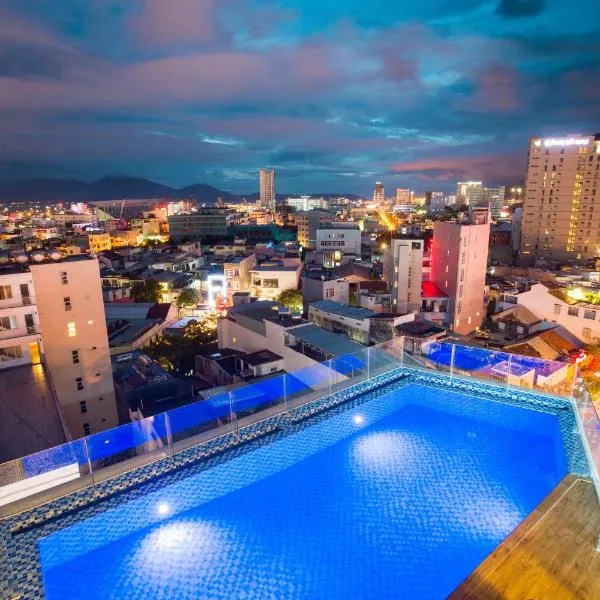 Central Hotel & Spa Danang, hotel v destinaci Danang