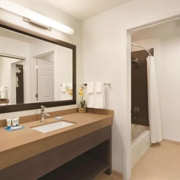 Hyatt House Miami Airport - photo 3