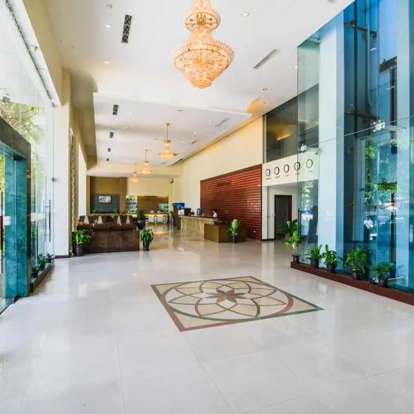 Mondial Hotel, khách sạn ở Huế