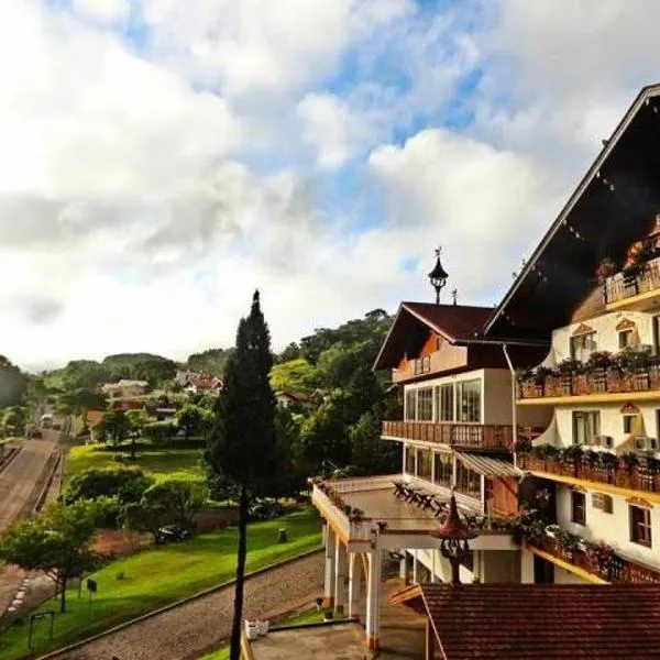 Hotel 13 Linden, Hotel in Treze Tílias