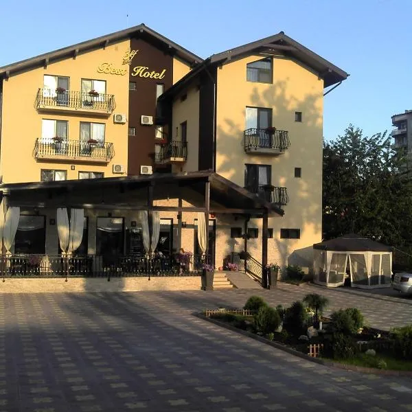 Best Hotel, hotel di Băcia