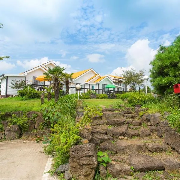 Arting Pension, hotel in Seogwipo