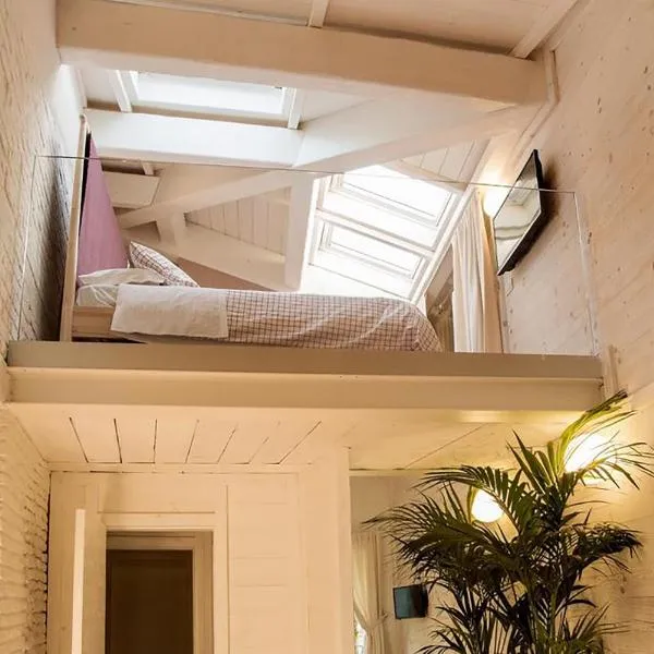 Sasaràl Suites, hotel Cesenában
