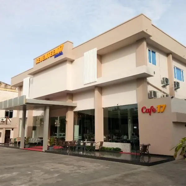 Seventeen Hotel, hotel sa Banda Aceh