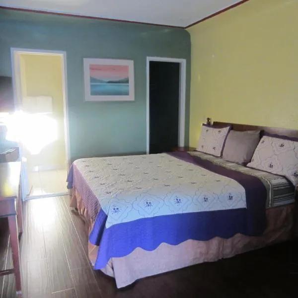 Travel Eagle Inn Motel、ロングビーチのホテル