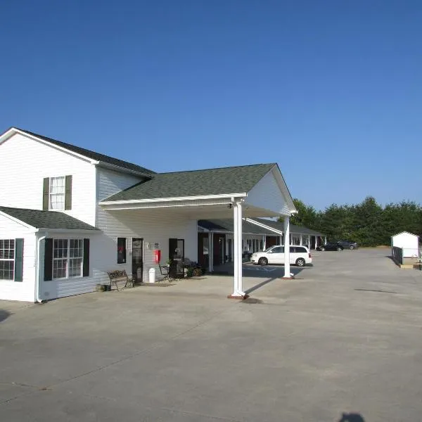 Douglas Inn & Suites, Blue Ridge, GA, hotel v destinaci Blue Ridge