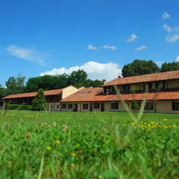 Country Hotel Castelbarco, hotel Vaprio dʼAddában