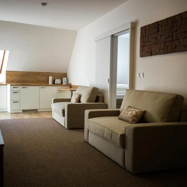 A7 Apartments, hotel v destinaci Komárno