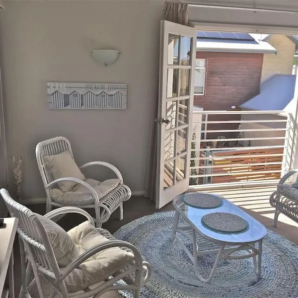 Fremantle Local Beach Studio, hotel in Fremantle