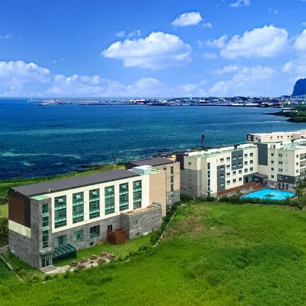 Jeju Arumdaun Resort, hotell i Taesuha-dong